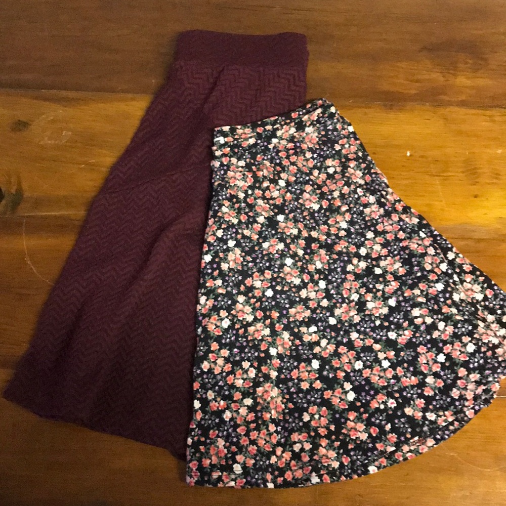 * Bundle | Pacsun Maroon/Floral Circle Skirts